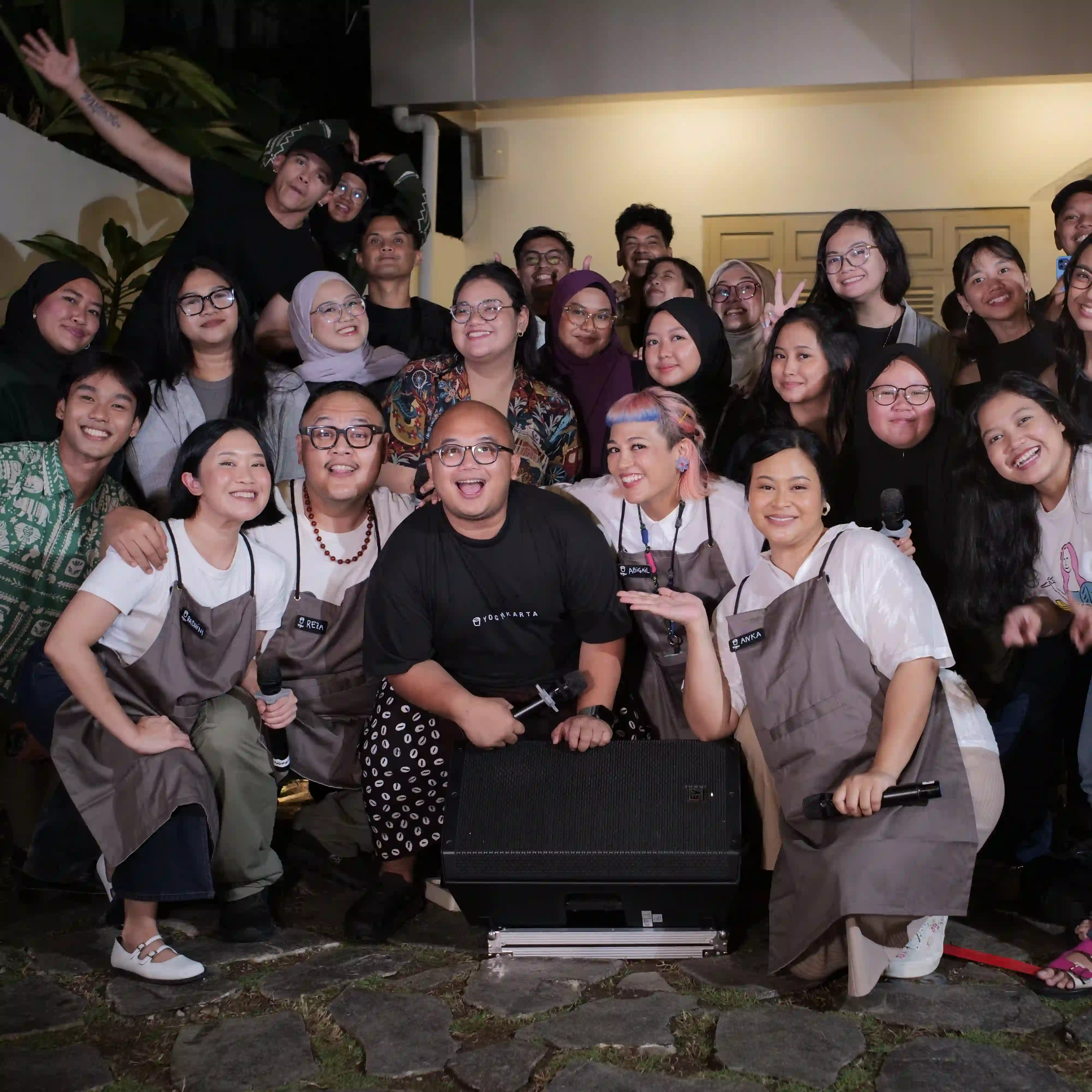 Surat Kabar - undefined